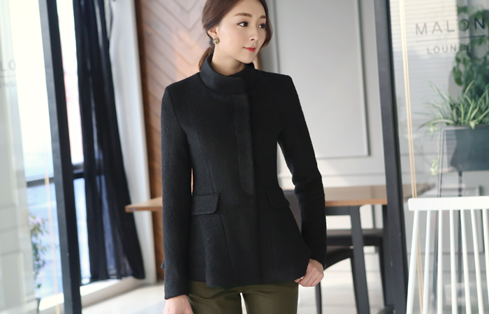 部クルウルハイネックフレアコーツ