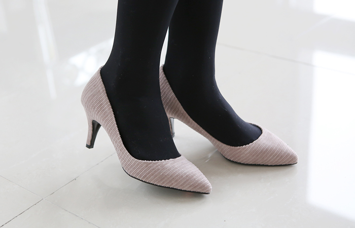 段ボールラインベビーパンプス