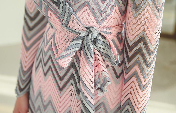 パンチングジグザグラップワンピース