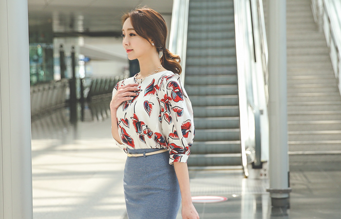 ペトルフォールドボリューム袖ブラウス