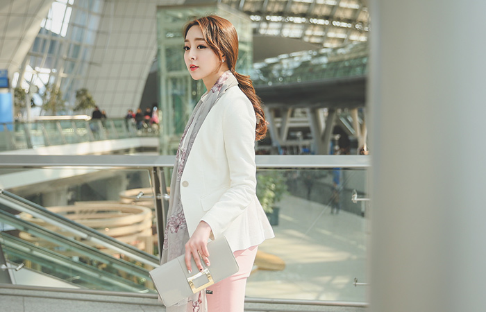 ワンボタンカラー無しリネンジャケット