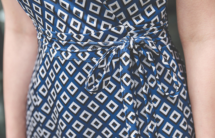 サラシルキースパンラップワンピース