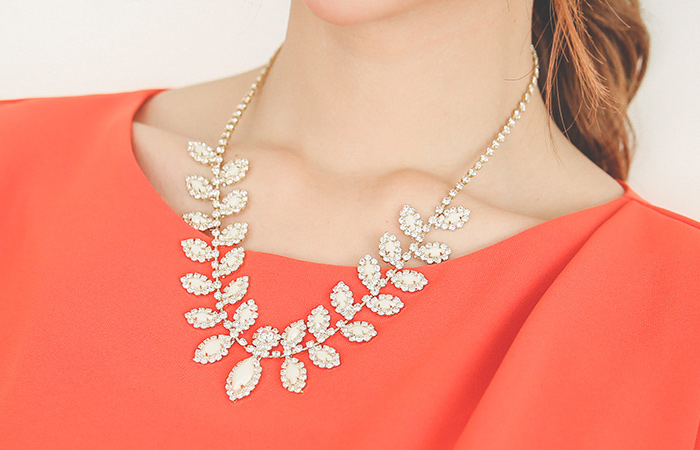 ジェムストーンリーフキュービックネックレス