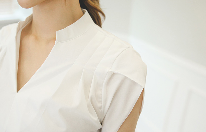 チューリップ小売スパンブラウス