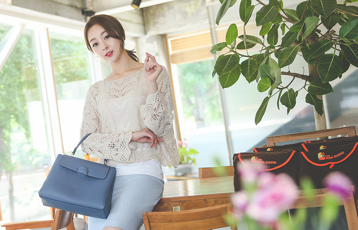 ルーズフィットパンチング網ニット