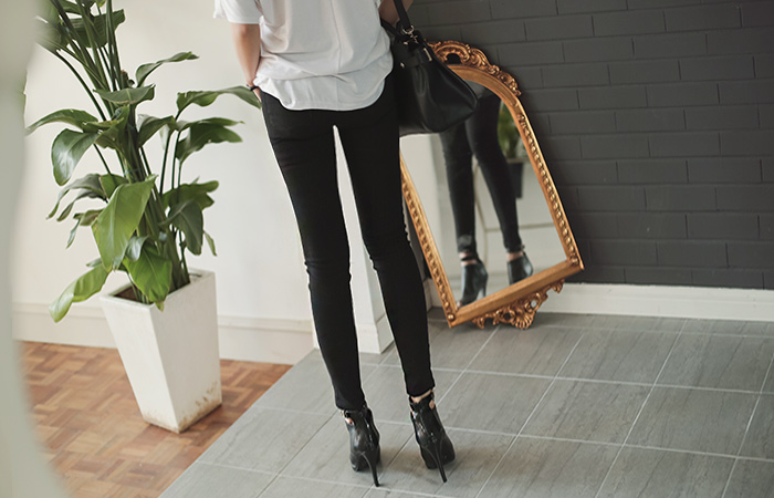 がっちりスリムスキニージン