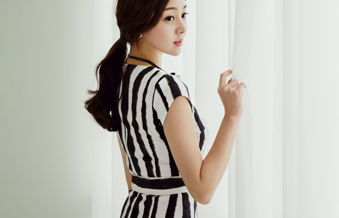 キャップスリーブストライプワンピース