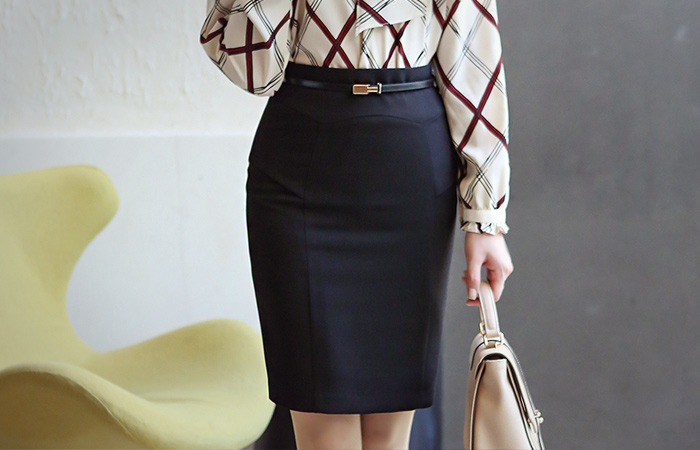 切開サイド翼スカート