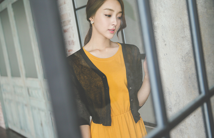 後部レースブイネック7部カーディガン