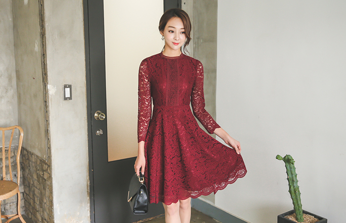 アンティークレイスフレアドレス