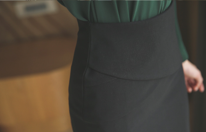 チューリップフェプラムHラインスカート