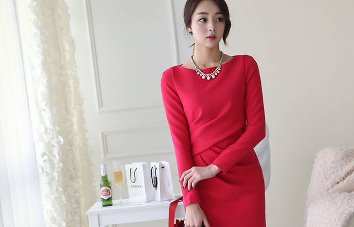 クロスドレープシャーリングドレス（品切り）