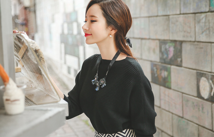 しっとりボートネックエイニット