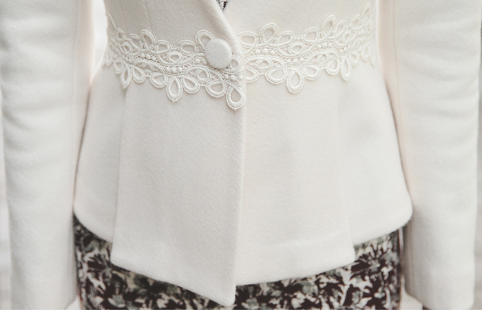 デュエル波刺繍ウールのジャケット