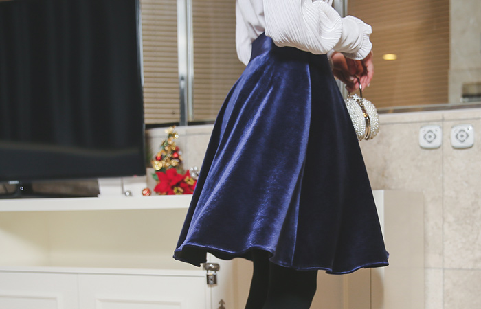 ベルベットフレアスカート