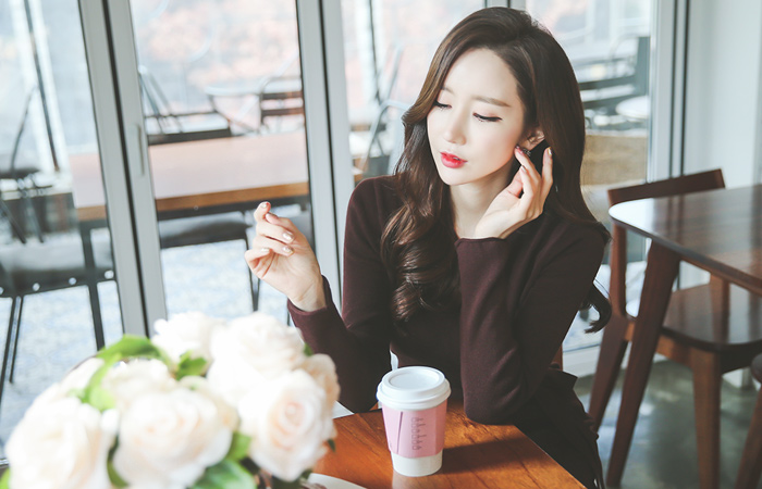 スリットラップニットドレス