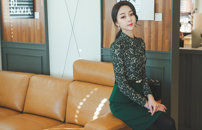 スタンディングネックレイスフェプラムドレス