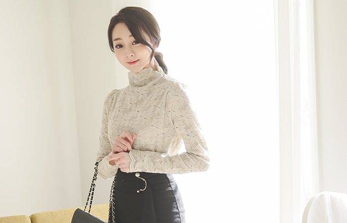 メタリックレイススパンブラウストップ