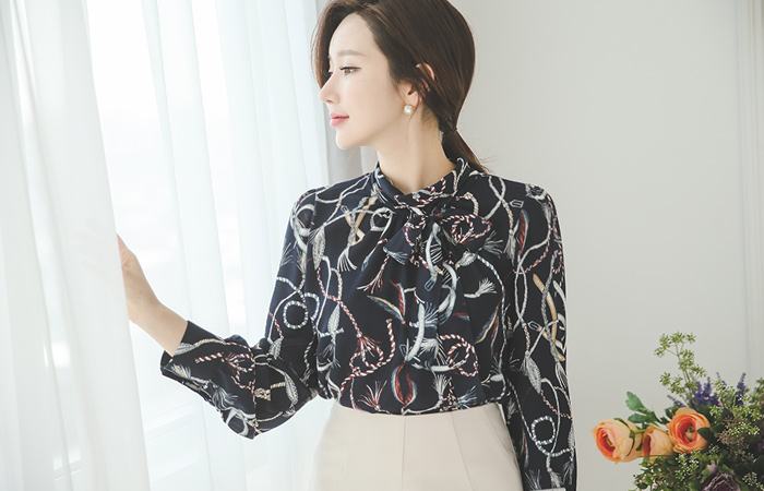 ロープ印刷ロルネクブラウス（リボン着脱）