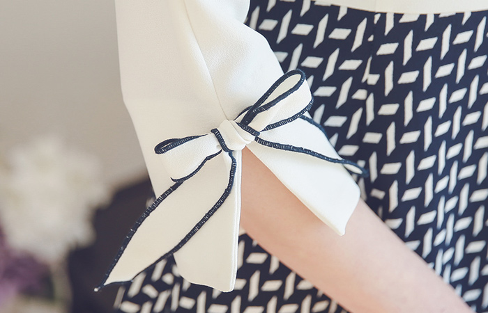 リナリボン袖フレアドレス