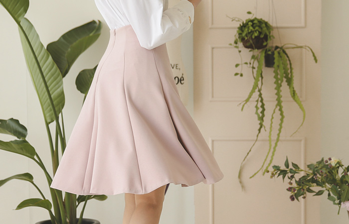 スプリングとアドバイスフレアスカート（品切り）