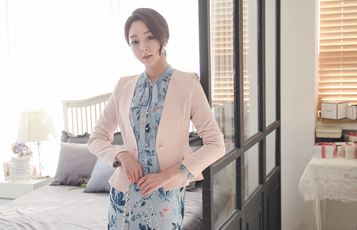 女性ボカシツイードショートジャケット