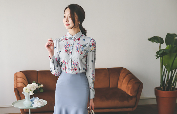 フローラルストライプブラウス