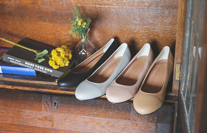 [モデル着用30次]メリーラウンドミドルパンプス