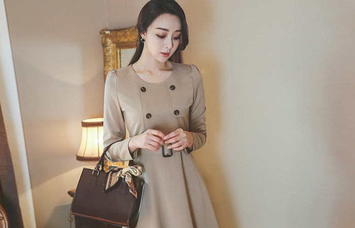 アナトレンチフレアドレス