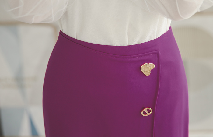 マルチボタンフォーマルラップスカート