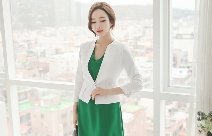 フラップフェプラムシルバーリングショートジャケット