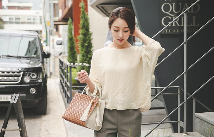 ナチュラルリンクルバルンブラウス