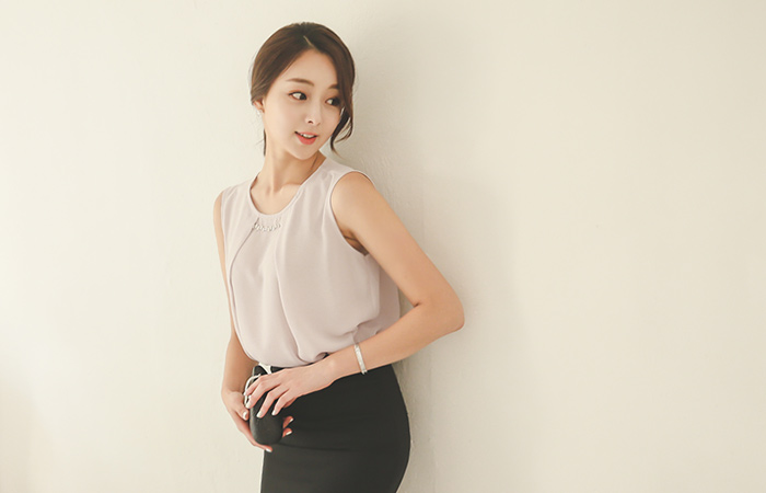 ラグジュアリーキュービック装飾ツトクブラウス