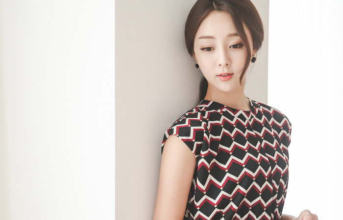 エンファシススリットAラインドレス