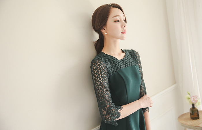 モニカレイスフレアドレス