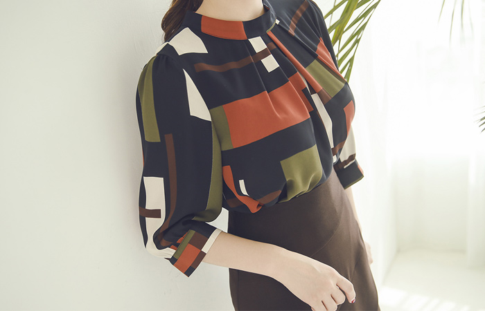 ブリティッシュパタンハーフネックブラウス