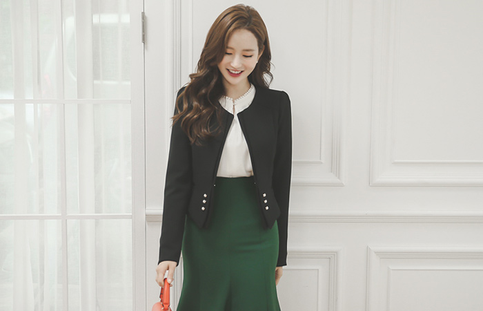 パイピングサテン配色パールボタンショートジャケット