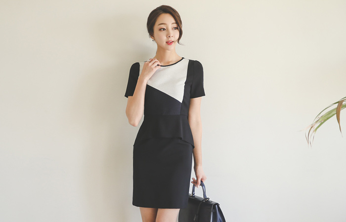 リンクルシフォン配色フェプラムドレス