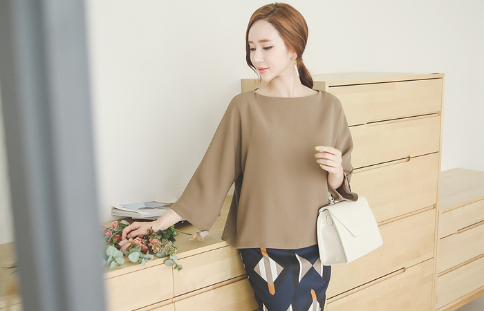 ボートネックルーズエイブラウス