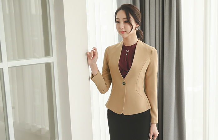 ラウンド切開ベクペプラムジャケット