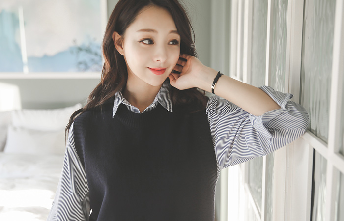 オンバルひらきルージュニットベスト