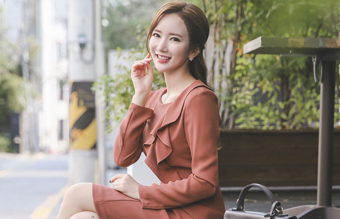 カスケードラッフルHラインドレス