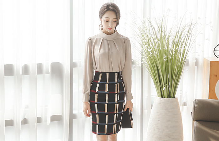 センサーリアルスリムハイウエストスカート