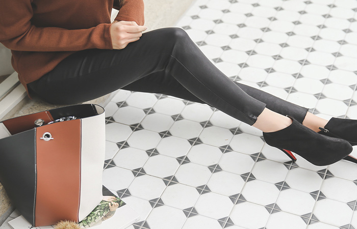 シックブラックコーティングスキニー