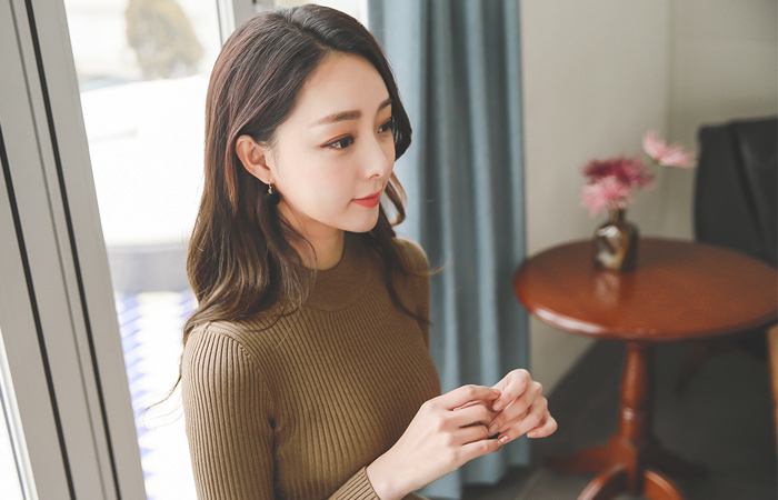 アイレットニットフレアドレス