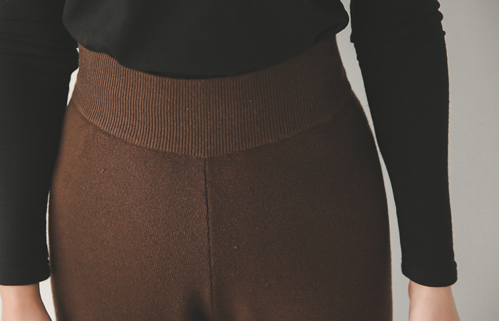 チョンチョンワイドニットパンツ