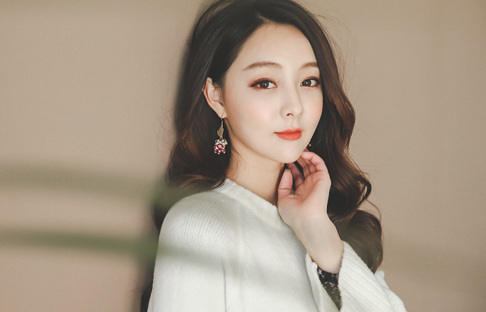 スポンジロングニットドレス