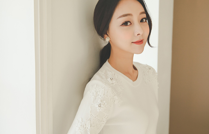 キュービックフラワーモチーフニット