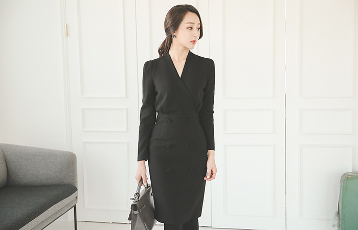 ボリュームラップダブルボタンドレス