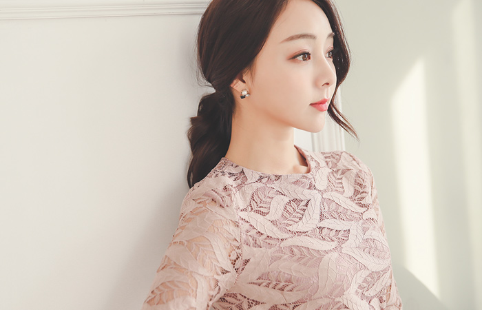 リーフレイスフェプラムドレス